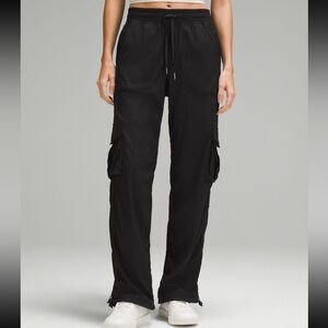 Lululemon Dance Studio Cargo Pants XS